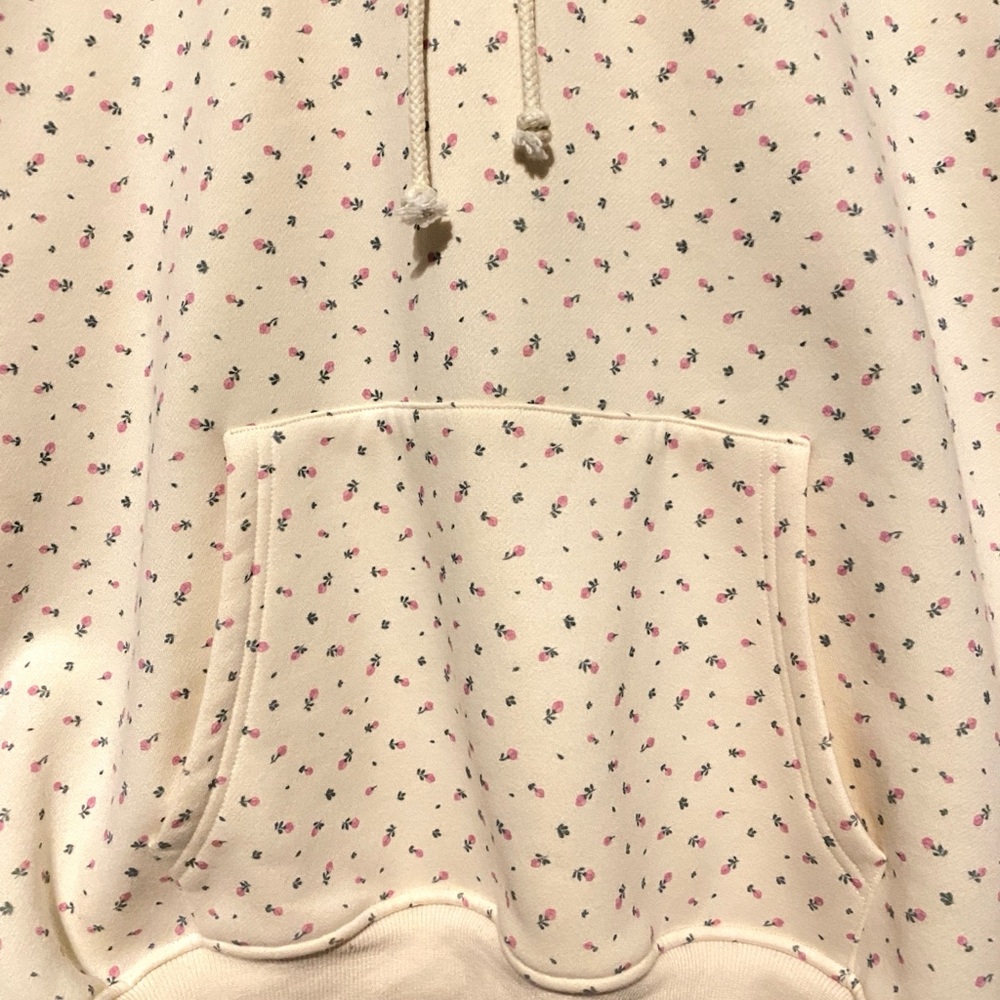 Sunkissed Coconut Toasted Cream Roses Hoodie with Embroidered Logo XL New - Picture 2 of 10